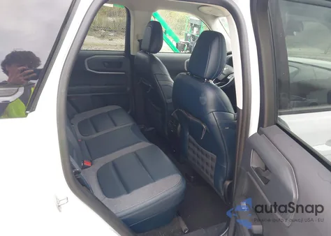 2021 Ford Bronco Sport Outer Banks z USA, uszkodzony, nr VIN 3FMCR9C63MRA28805